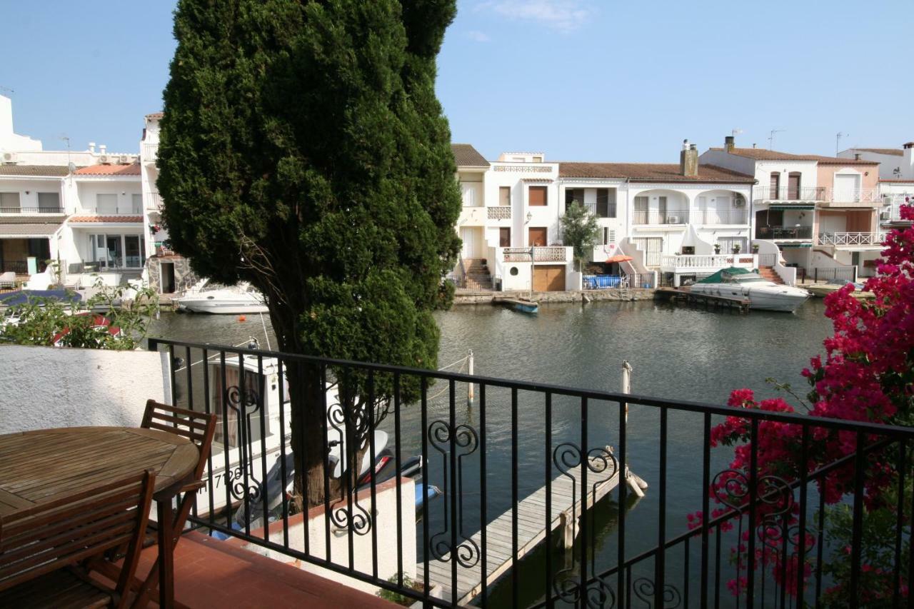 Villa Port Banyuls Empuriabrava Extérieur photo