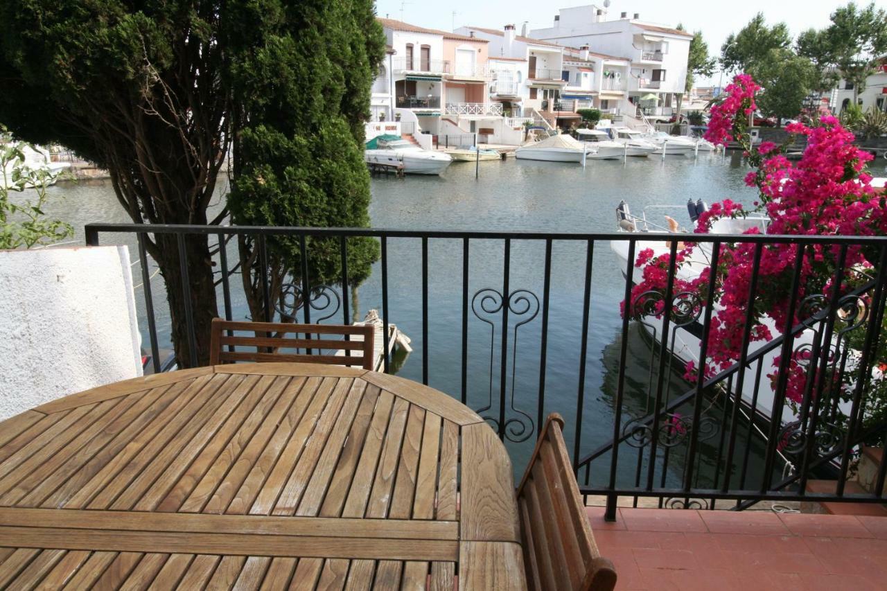 Villa Port Banyuls Empuriabrava Extérieur photo